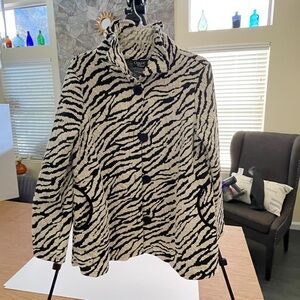 Women's Onque Casual Zebra Pattern Teddy Jacket - Black and White